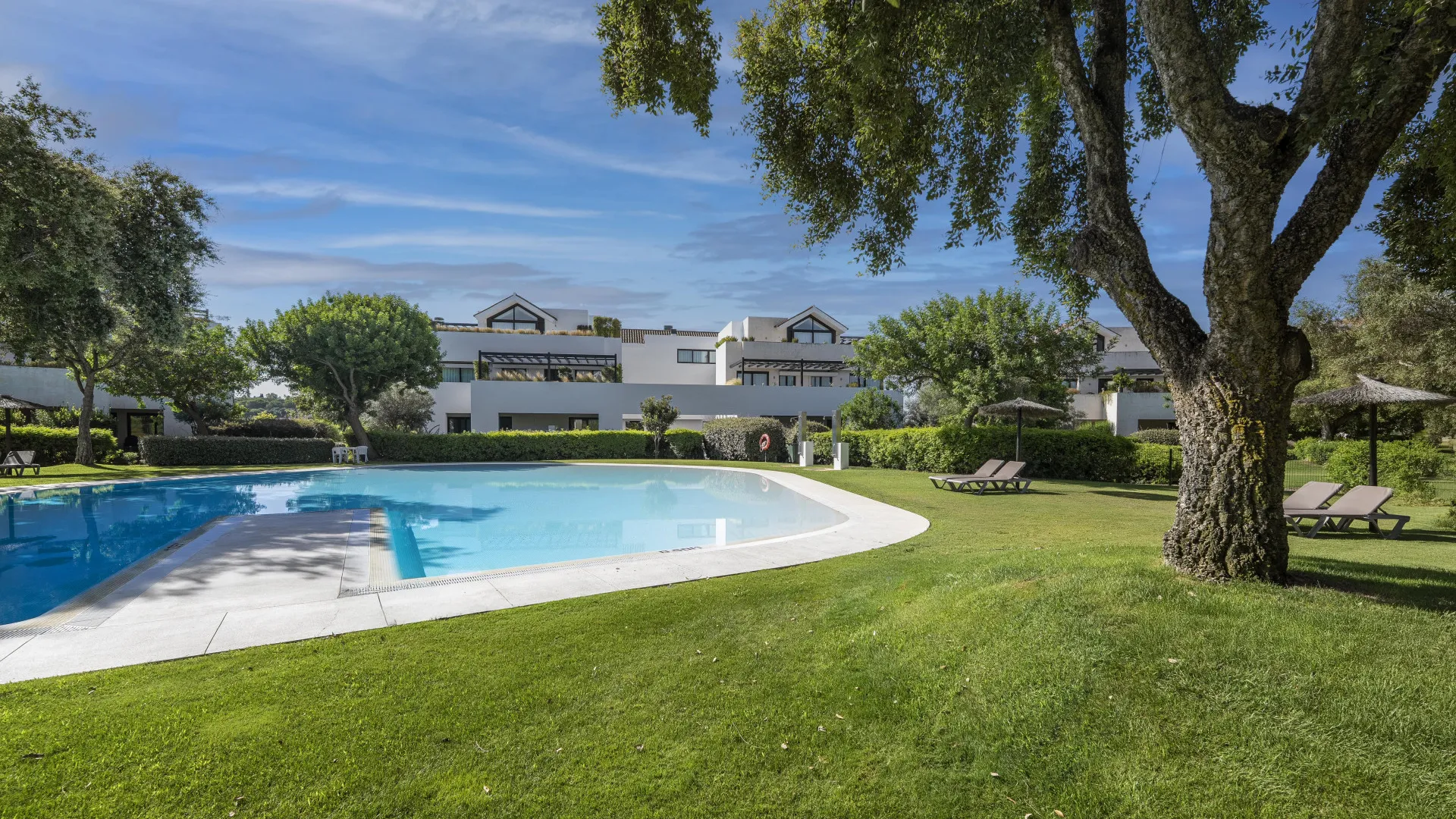 Hacienda de Valderrama, villa a la venta de 4 dormitorios