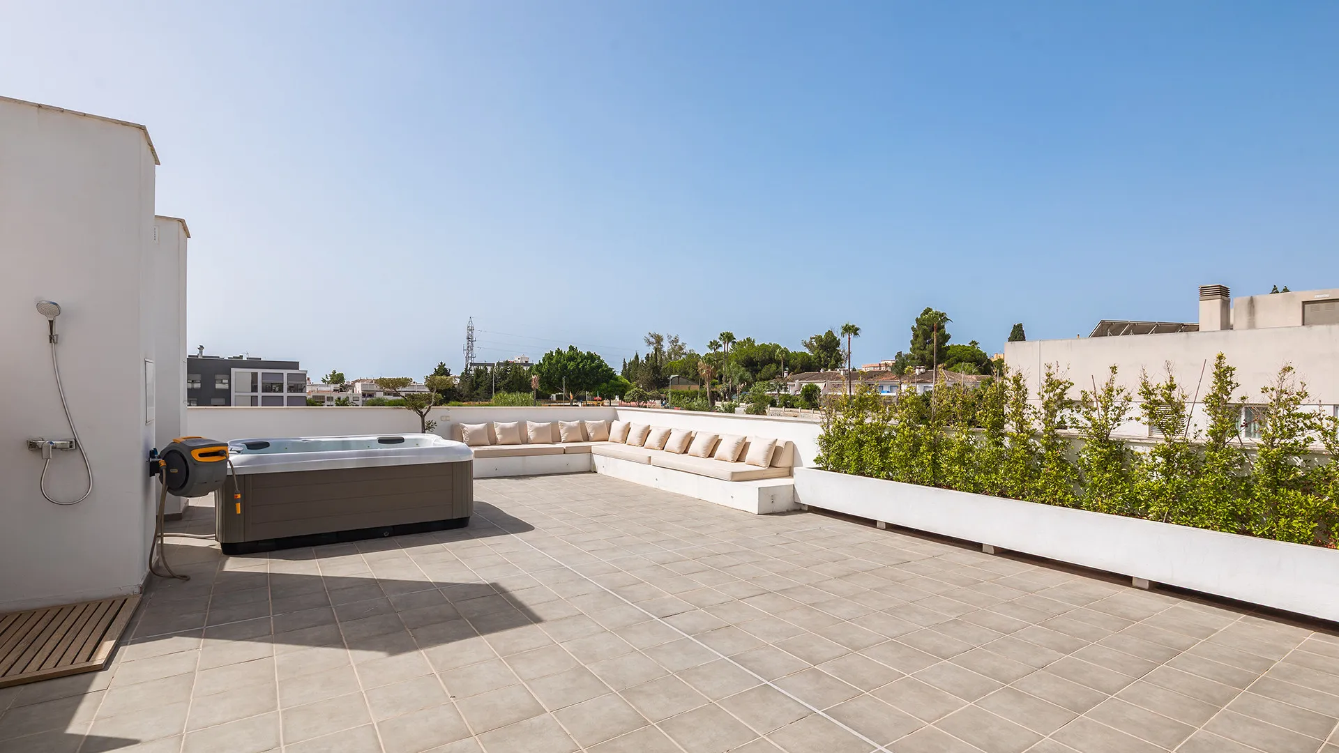 Ático en venta en San Pedro de Alcantara de 4 dormitorios