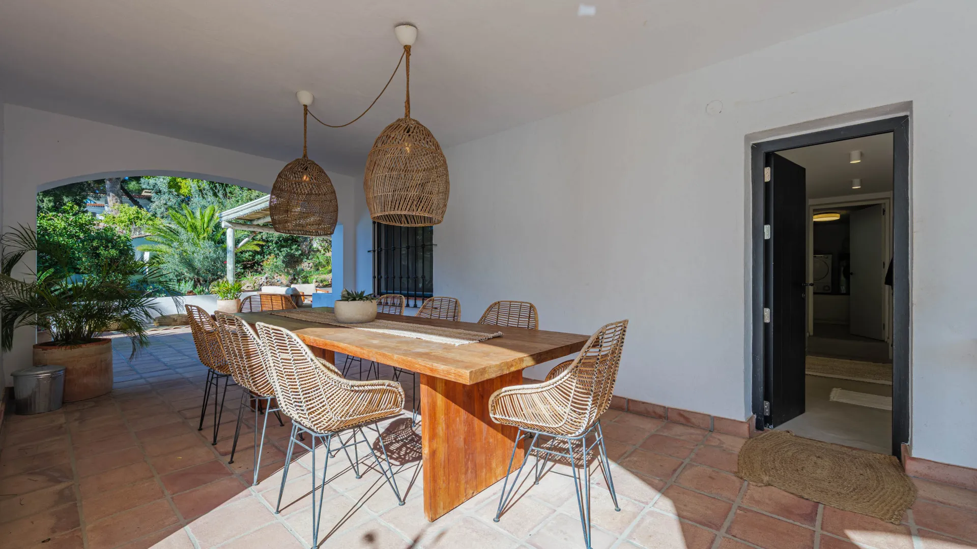 Se vende casa en Pinares de San Antón de 4 dormitorios