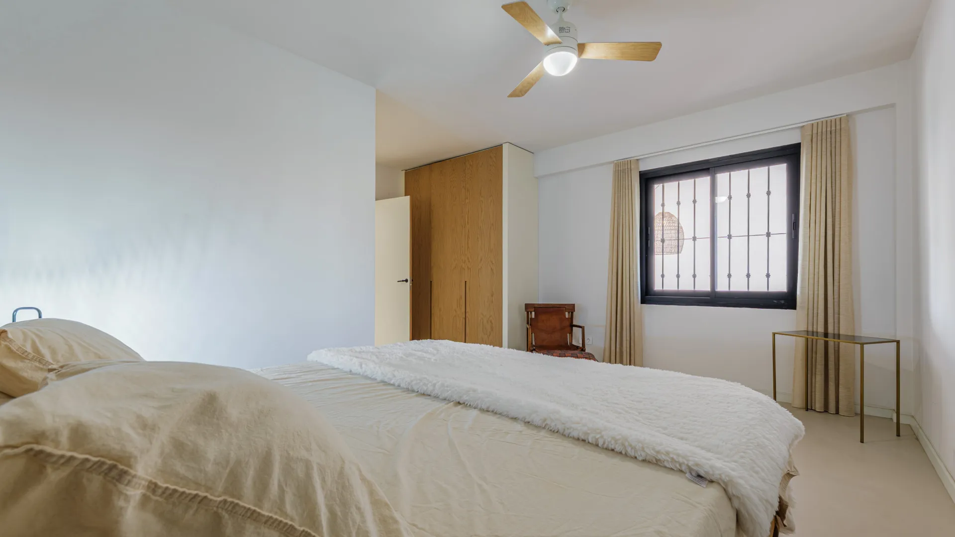 Se vende casa en Pinares de San Antón de 4 dormitorios