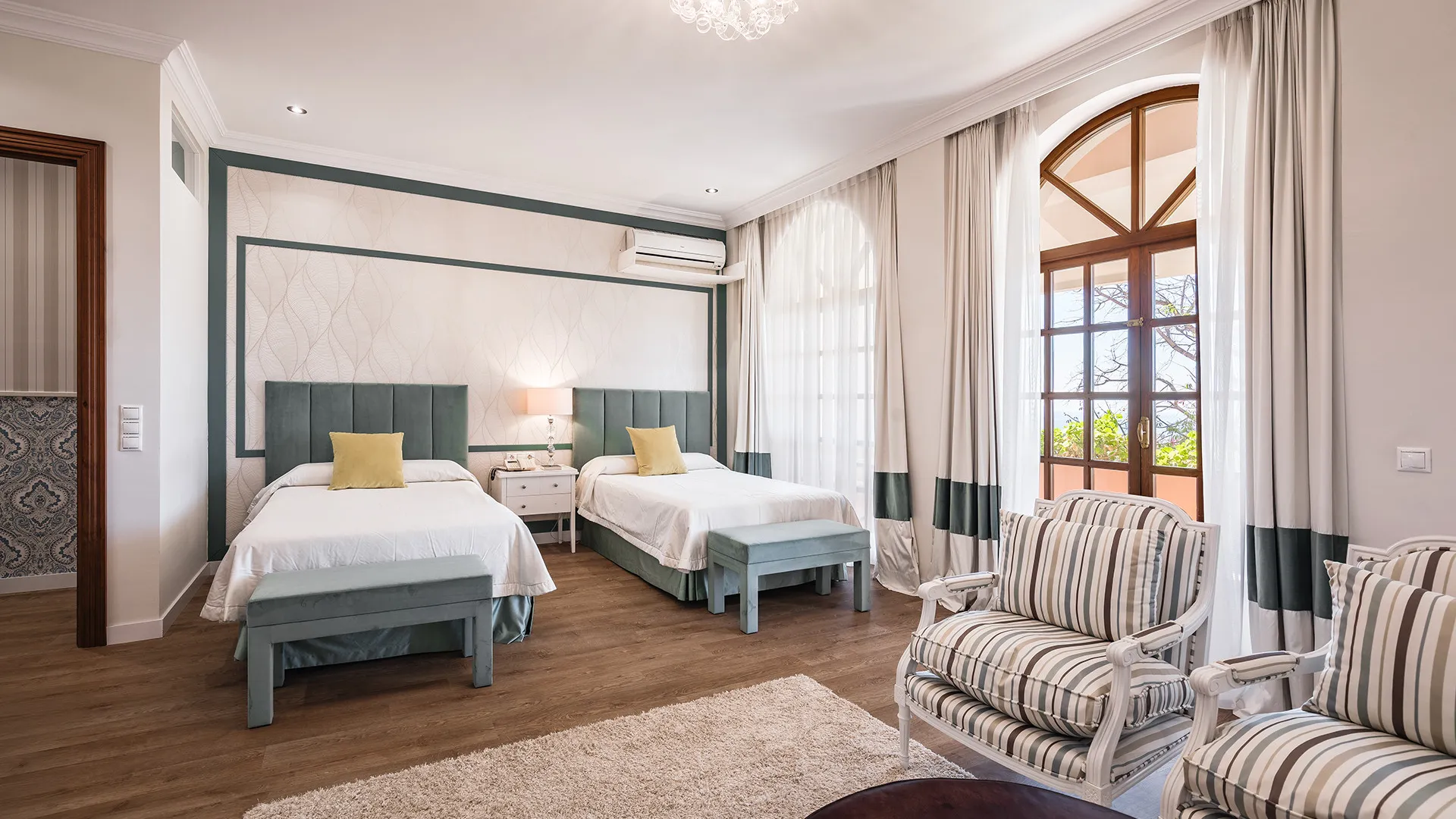 For sale villa in La Capellania with 20 bedrooms
