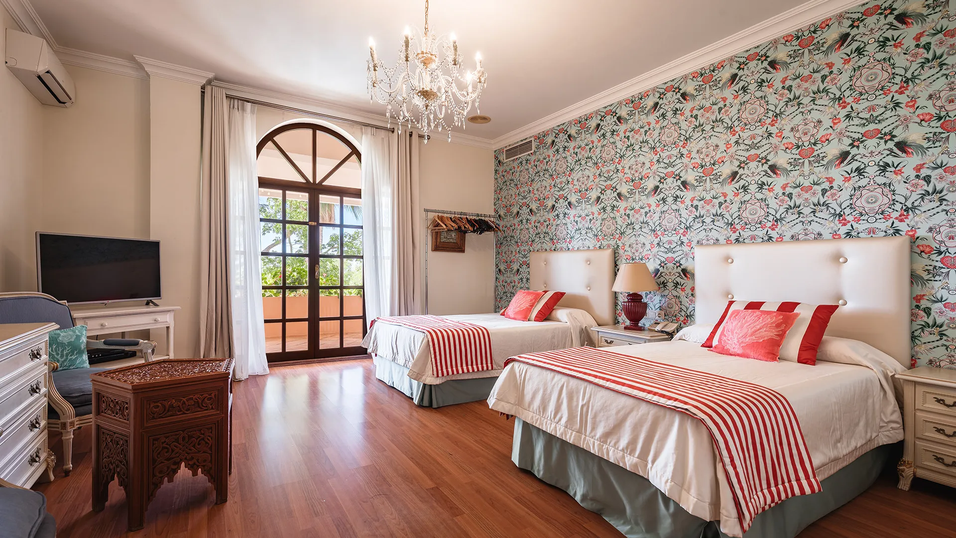 For sale villa in La Capellania with 20 bedrooms