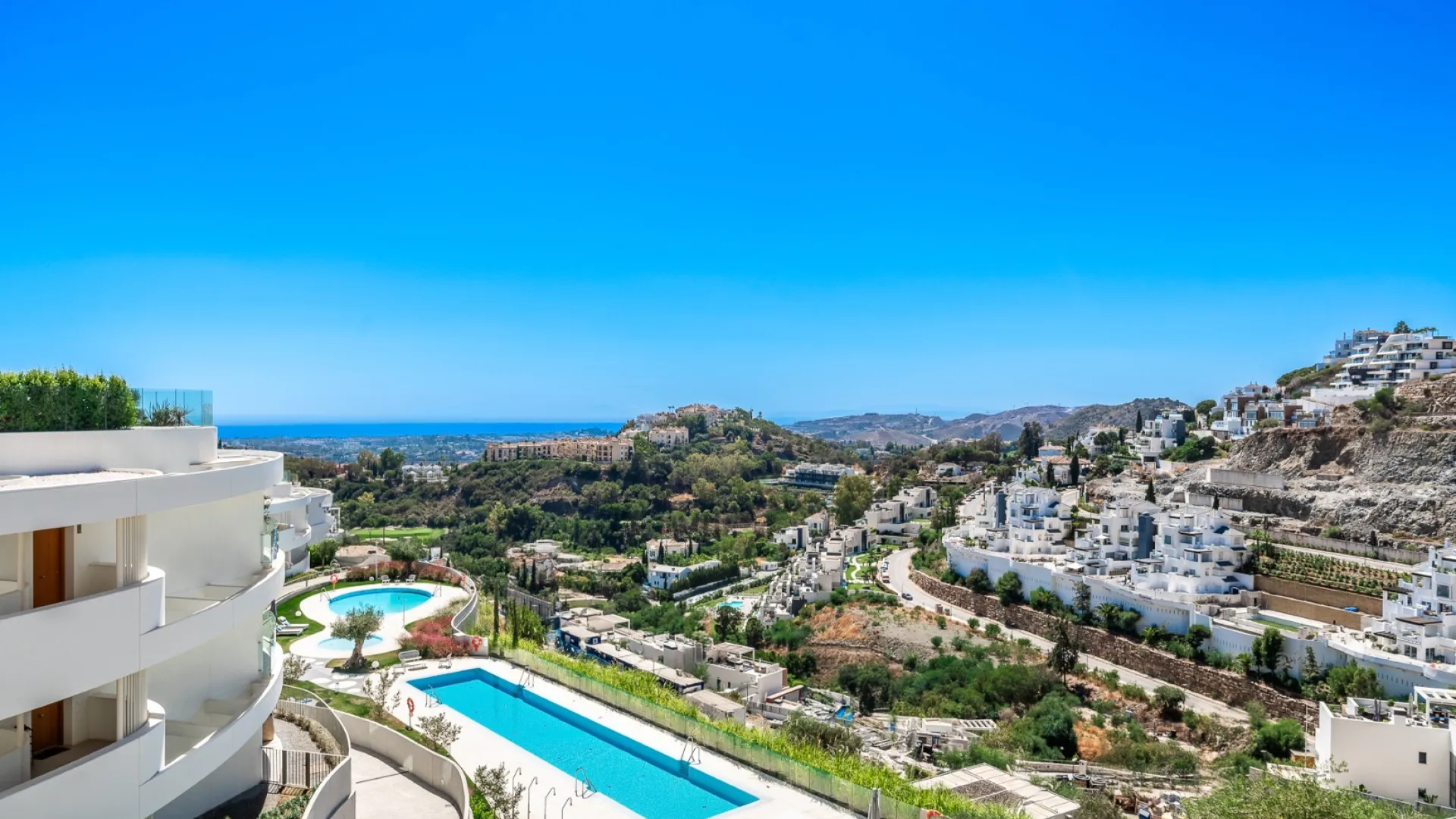 Ground floor apartment in The View Marbella for sale