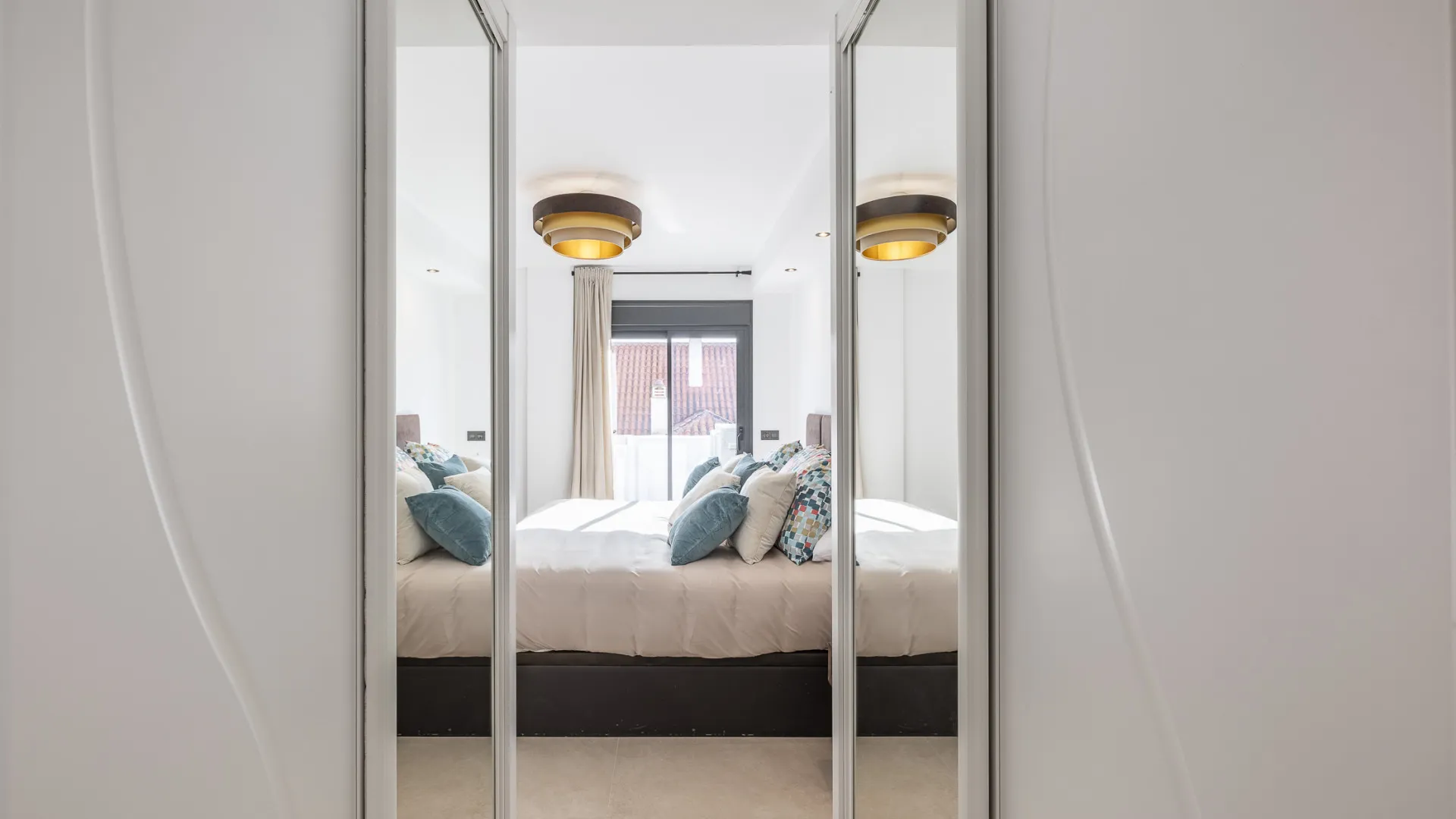 Buy Nueva Andalucia apartment