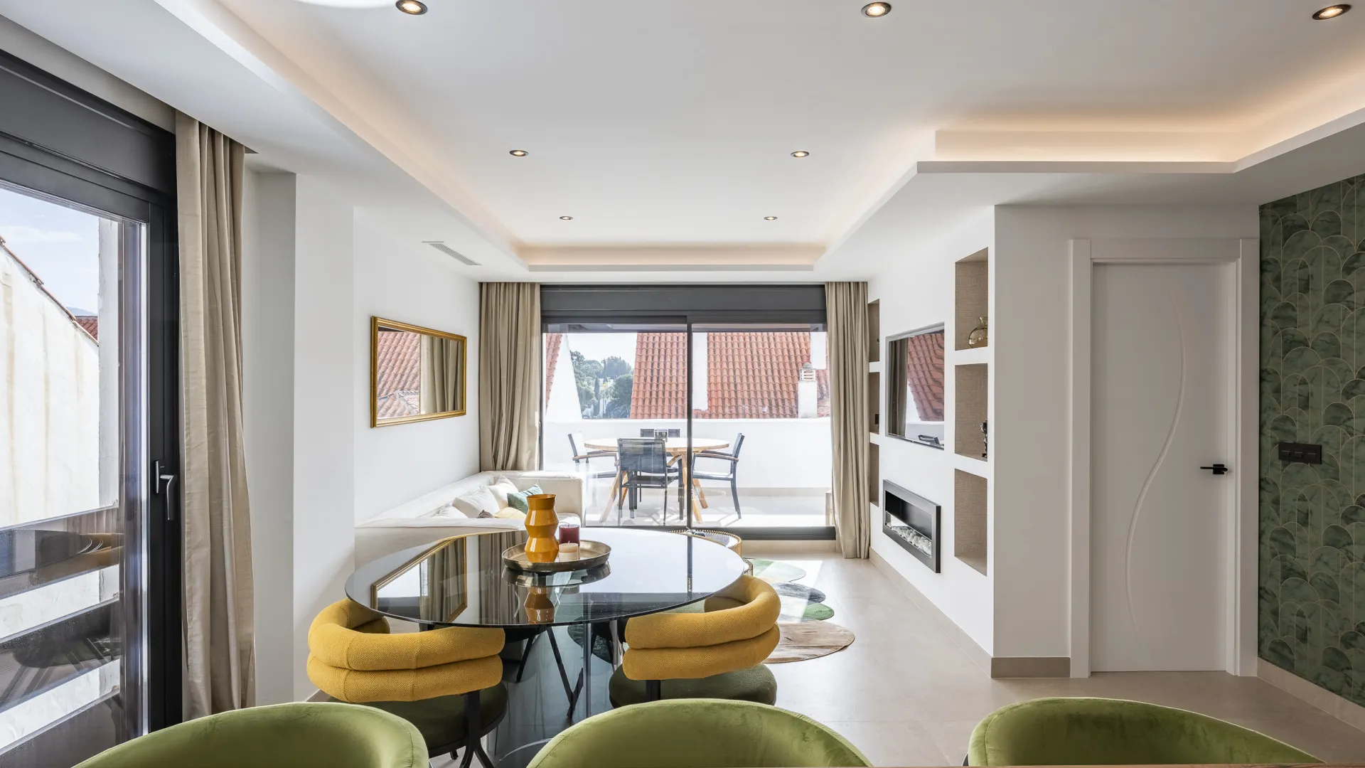 Buy Nueva Andalucia apartment