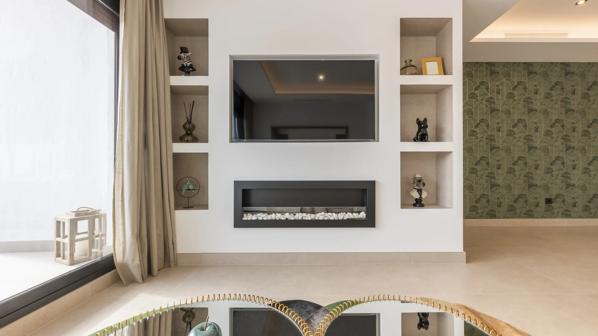Buy Nueva Andalucia apartment