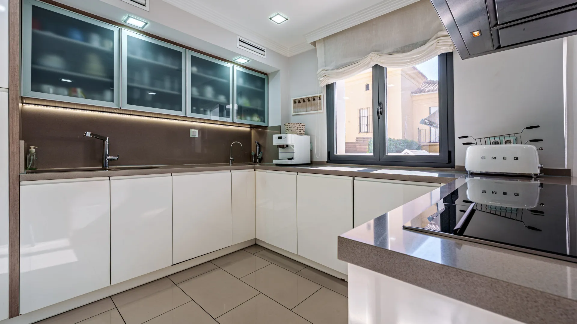 El Limonar, villa en venta con 8 dormitorios