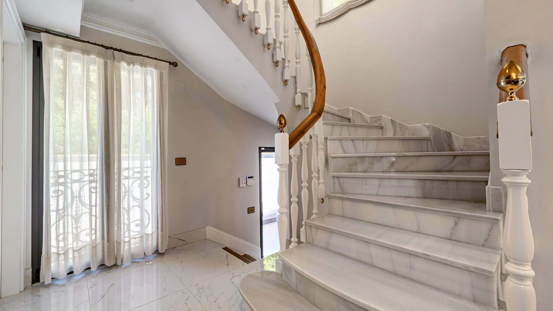 El Limonar, villa en venta con 8 dormitorios