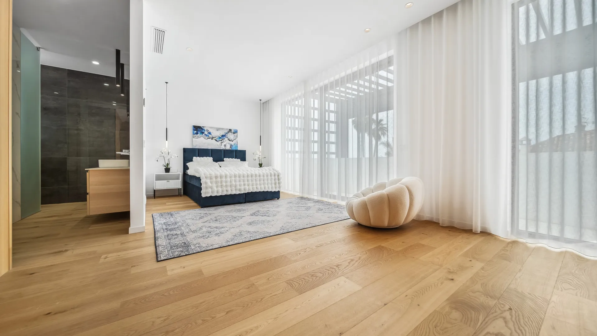 6 bedrooms villa in Marbesa for sale