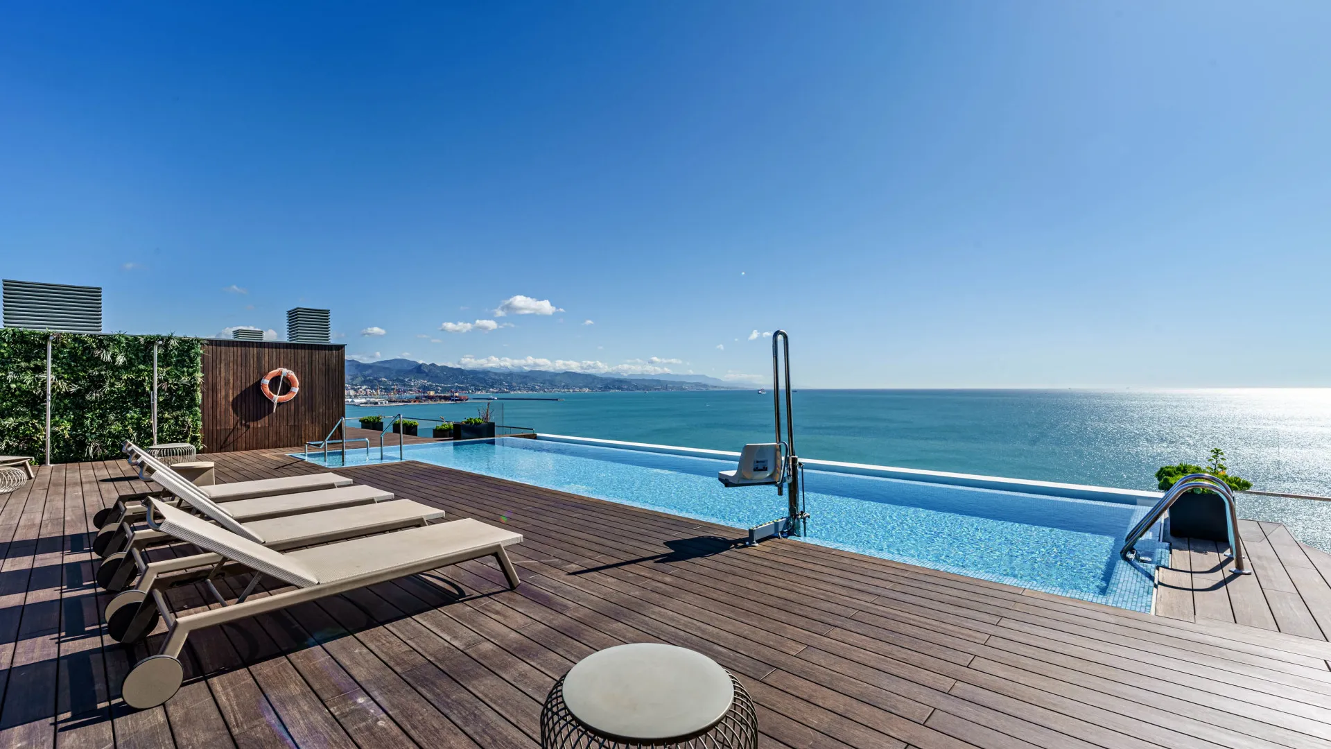 For sale apartment in Pacífico with 3 bedrooms