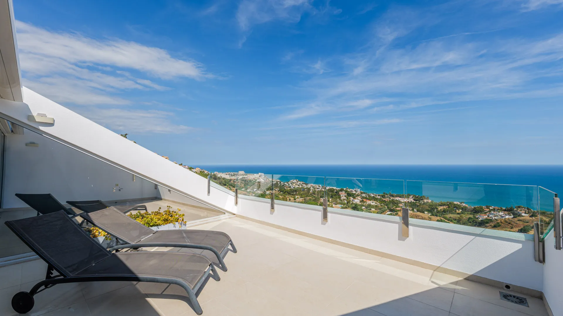 Benalmadena Costa 3 bedrooms duplex penthouse for sale
