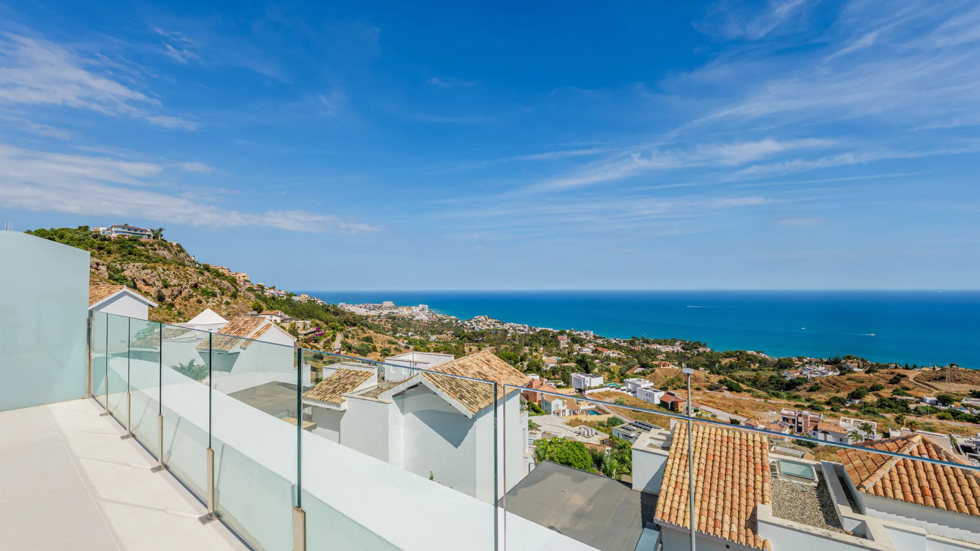 Benalmadena Costa 3 bedrooms duplex penthouse for sale