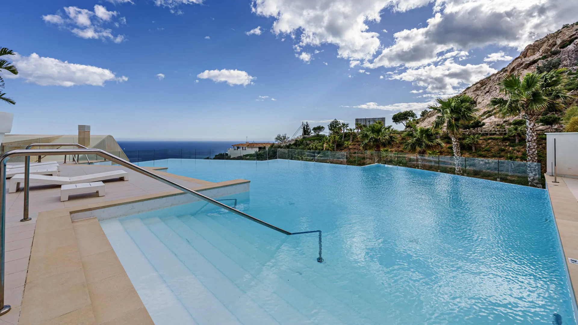 Benalmadena Costa 3 bedrooms duplex penthouse for sale