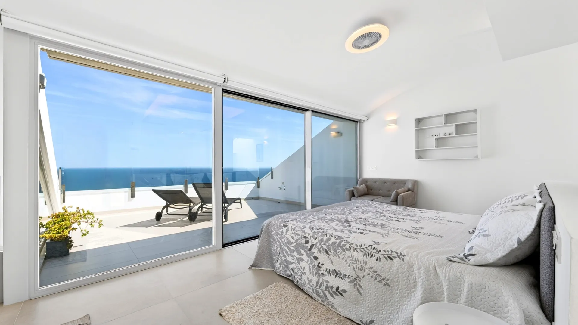 Benalmadena Costa 3 bedrooms duplex penthouse for sale