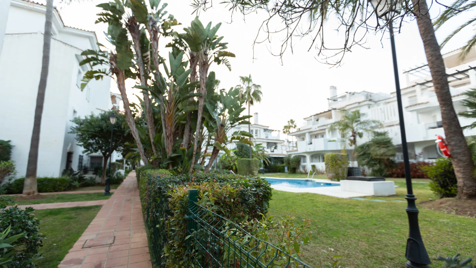 Los Naranjos de Marbella, apartamento planta baja en venta