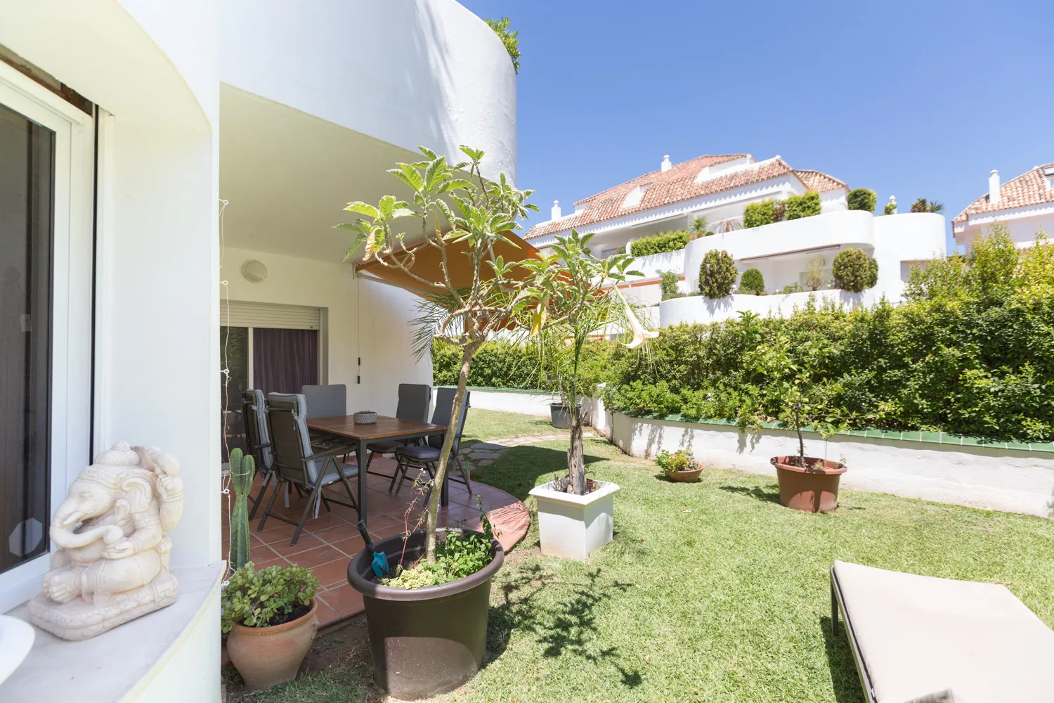 For sale Ancon Sierra IV 3 bedrooms ground floor apartment