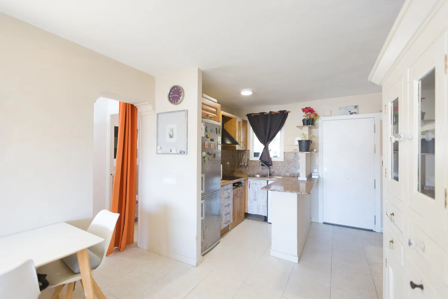 For sale 2 bedrooms apartment in Nueva Andalucia