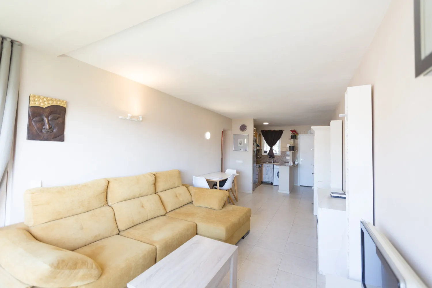 For sale 2 bedrooms apartment in Nueva Andalucia
