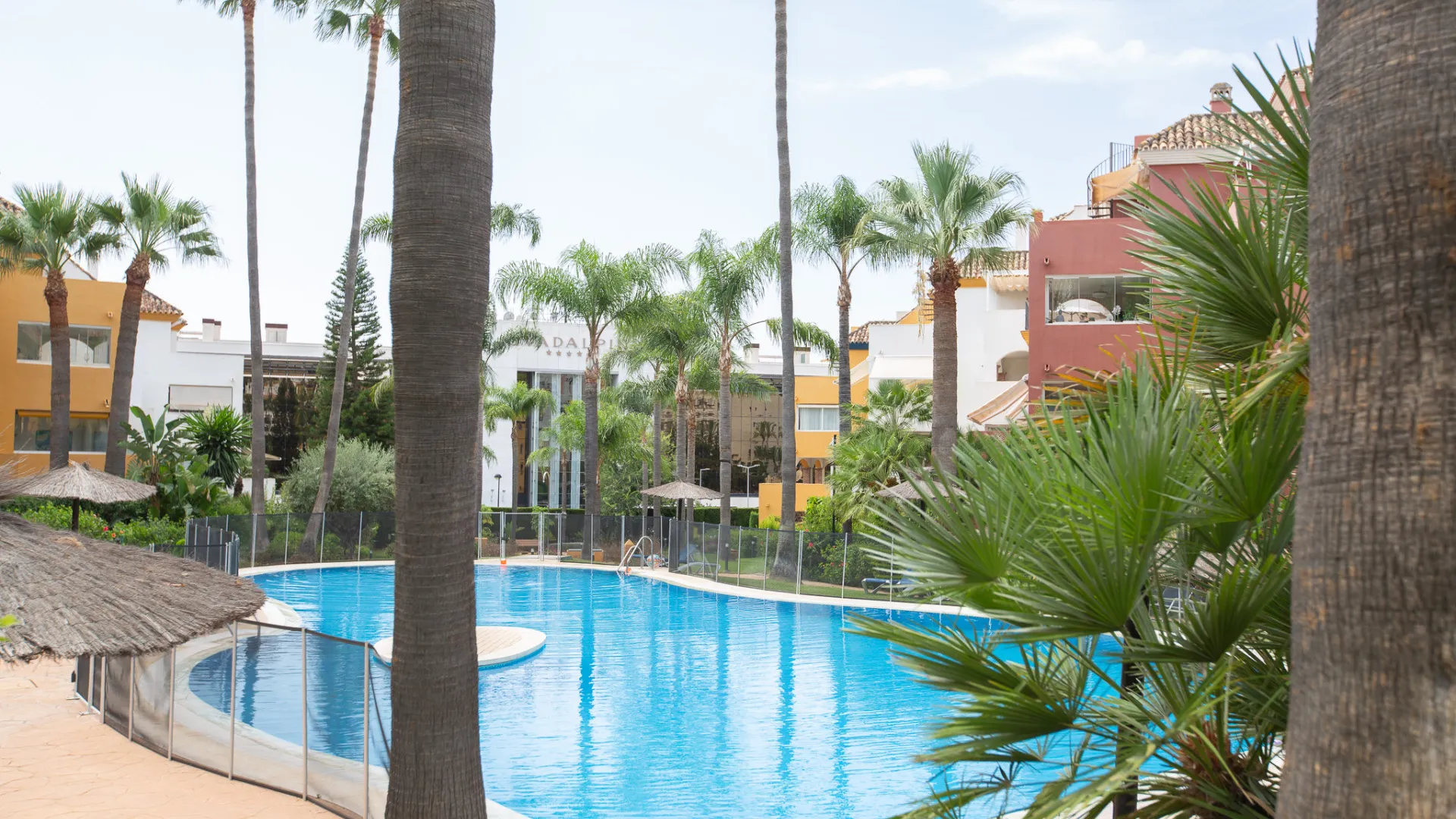 For sale Marbella Golden Mile duplex penthouse with 3 bedrooms