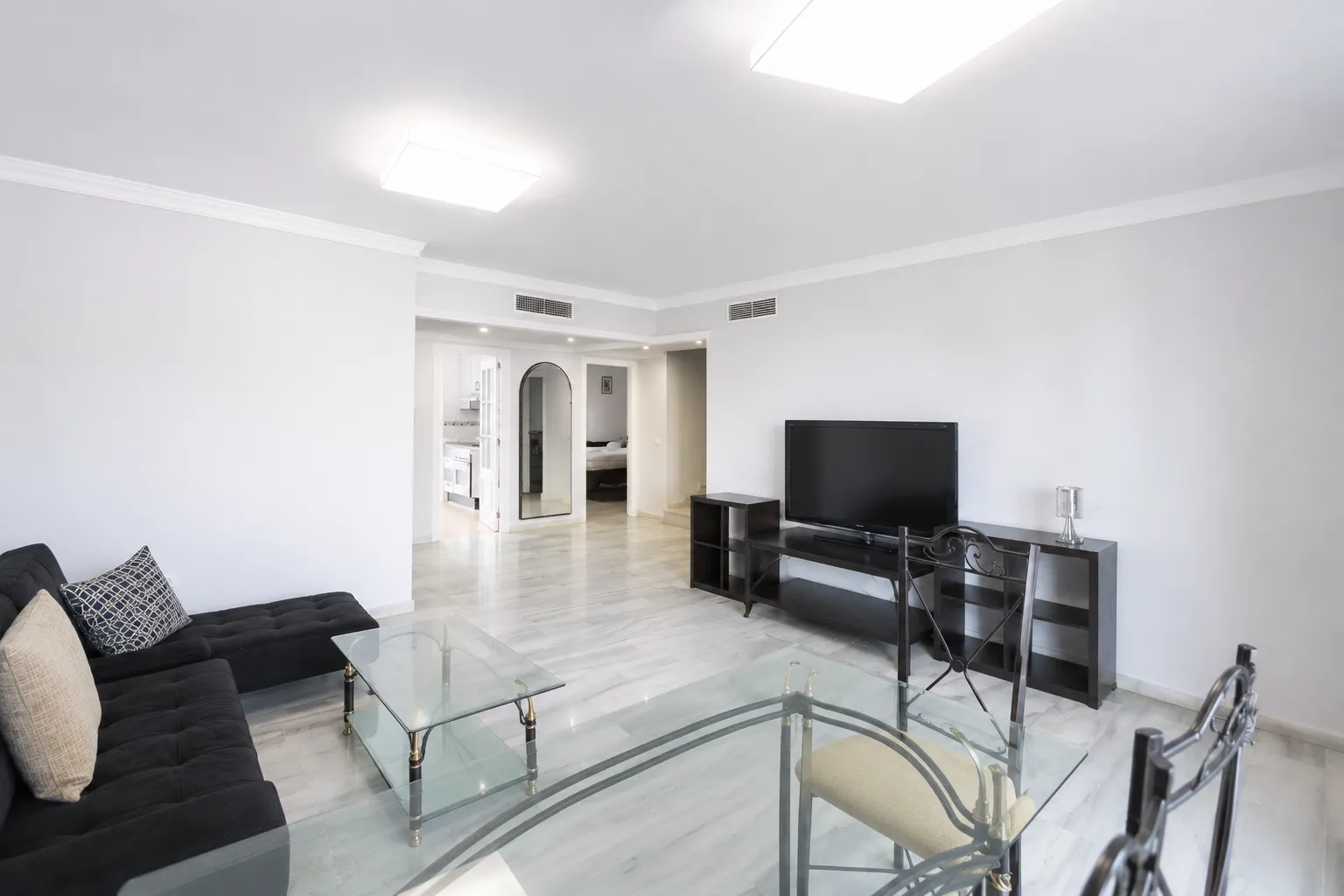 For sale Marbella Golden Mile duplex penthouse with 3 bedrooms