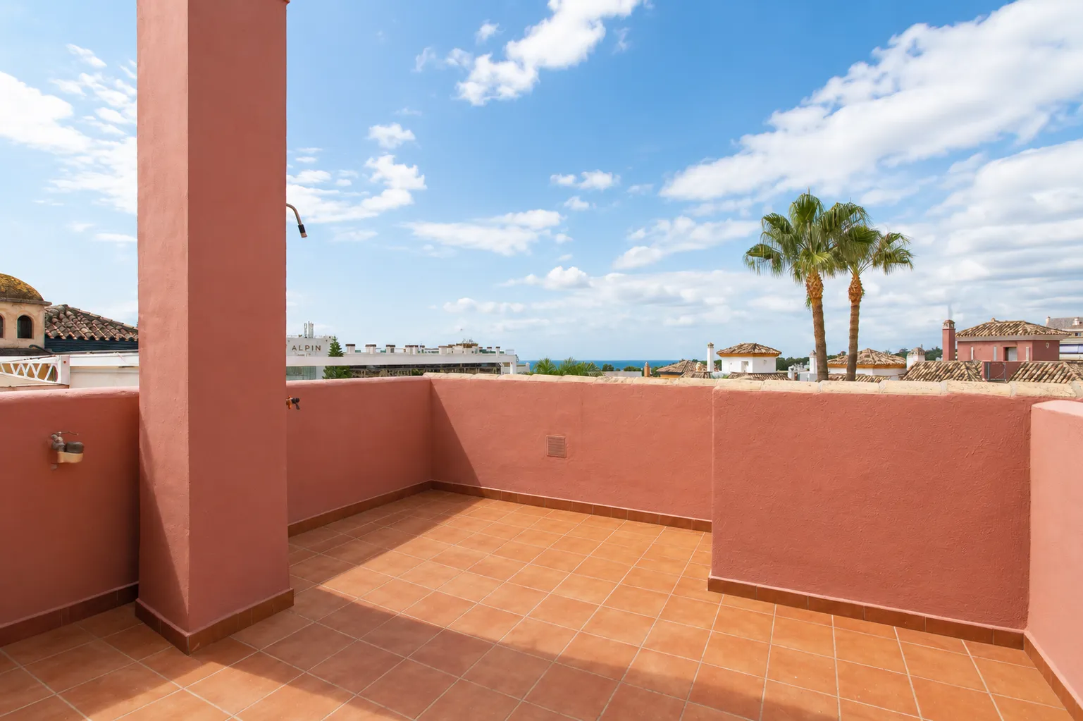 For sale Marbella Golden Mile duplex penthouse with 3 bedrooms