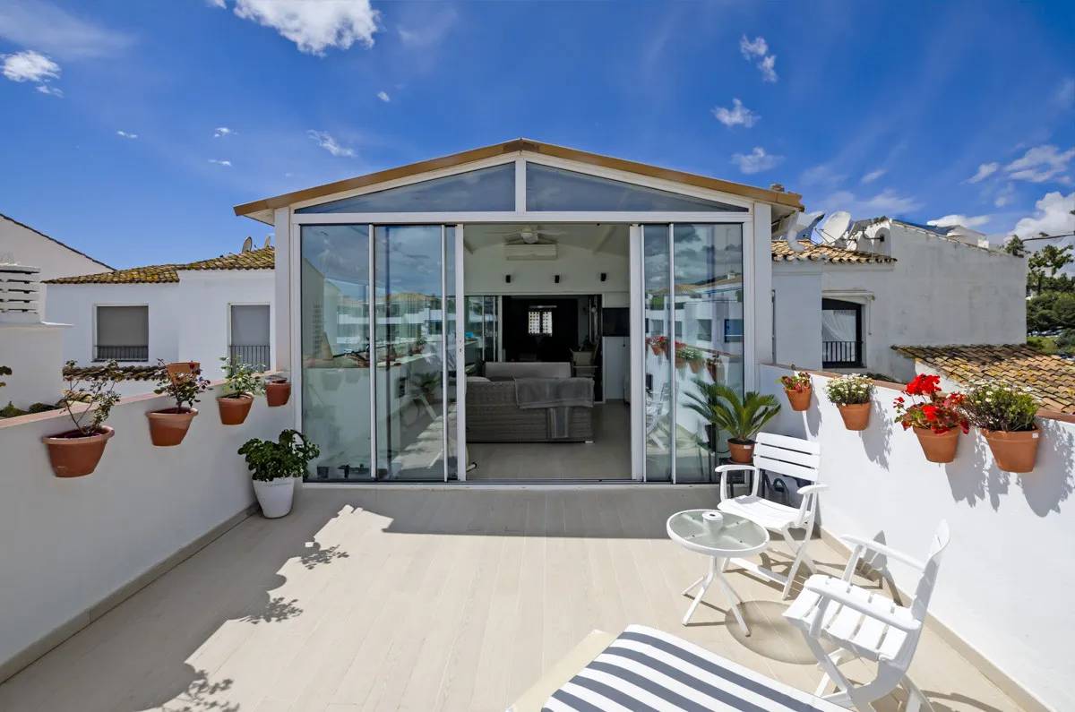 For sale Jardines del Puerto 3 bedrooms penthouse