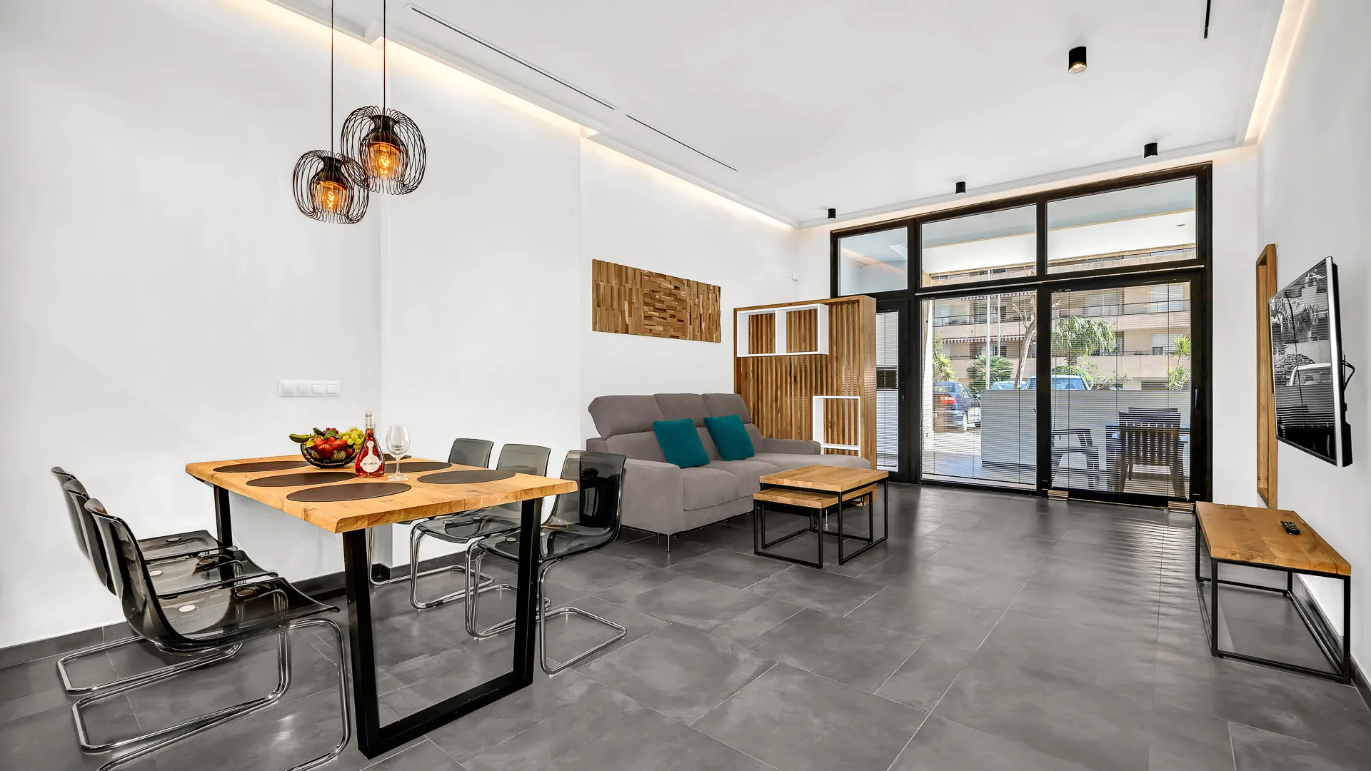 Torrequebrada hotel for sale