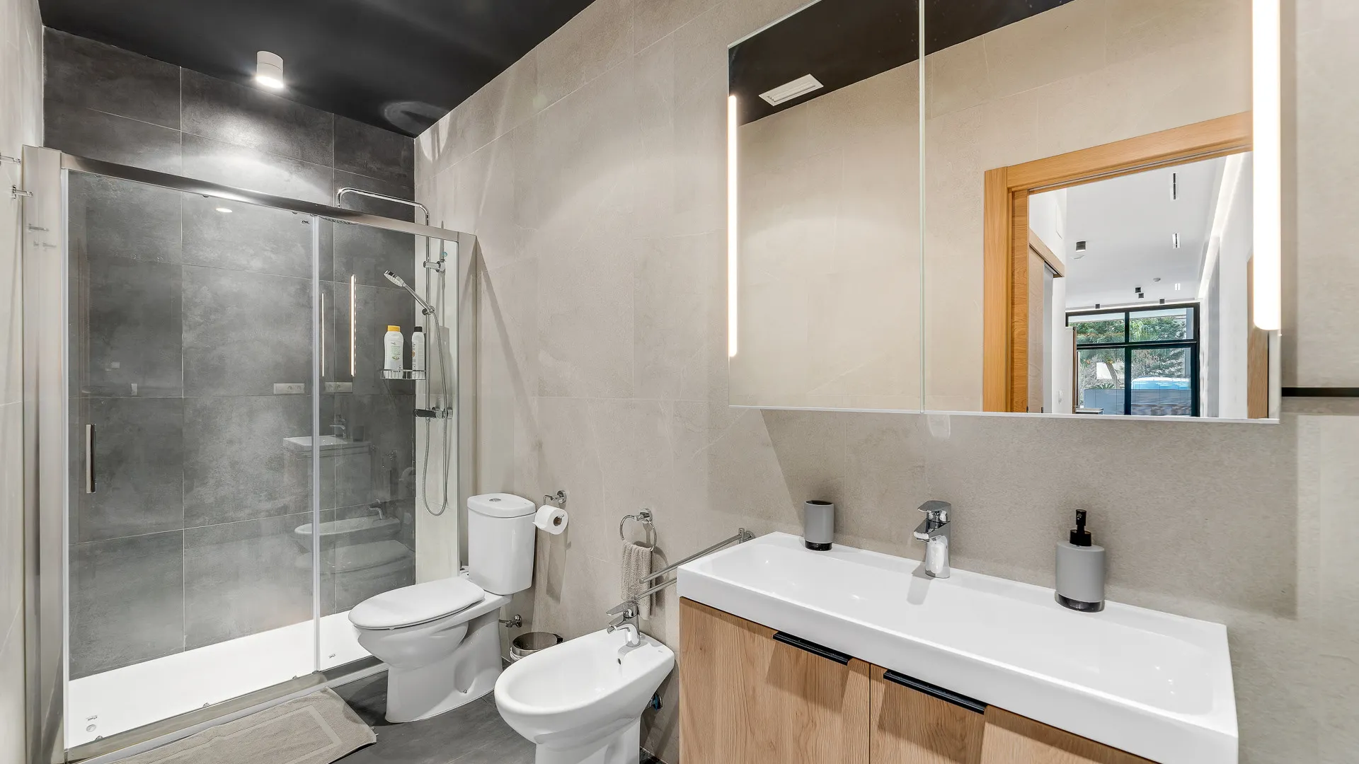 Torrequebrada hotel for sale