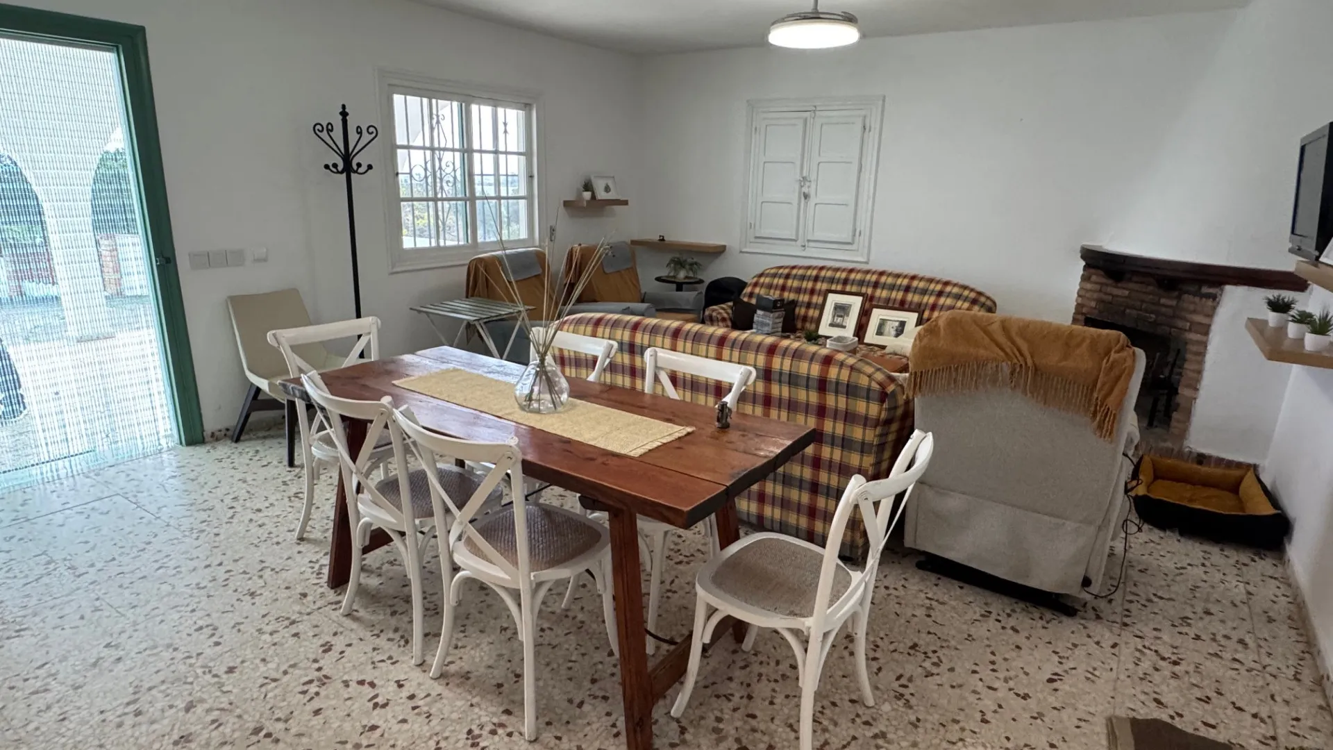 Se vende finca con 4 dormitorios en Guadalmansa