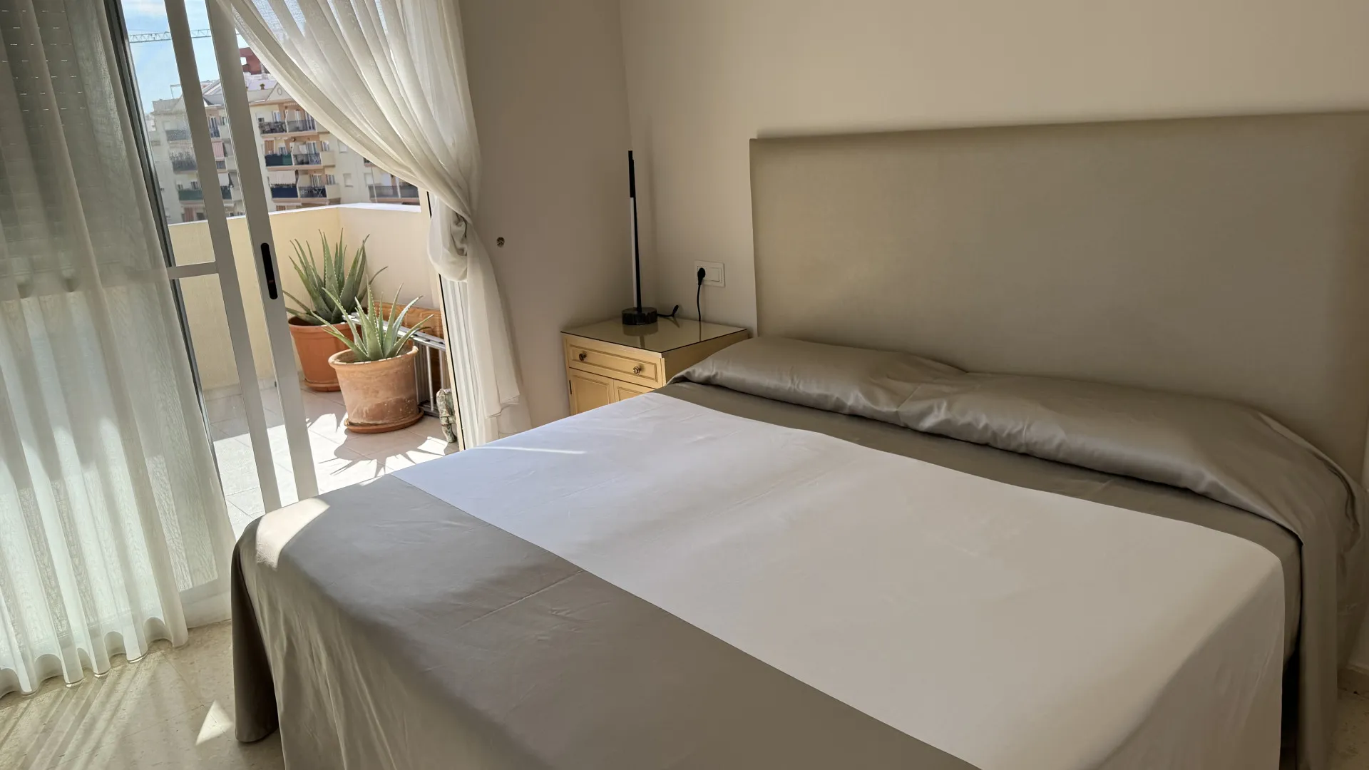 Ático en venta de 4 dormitorios en Estepona Centro