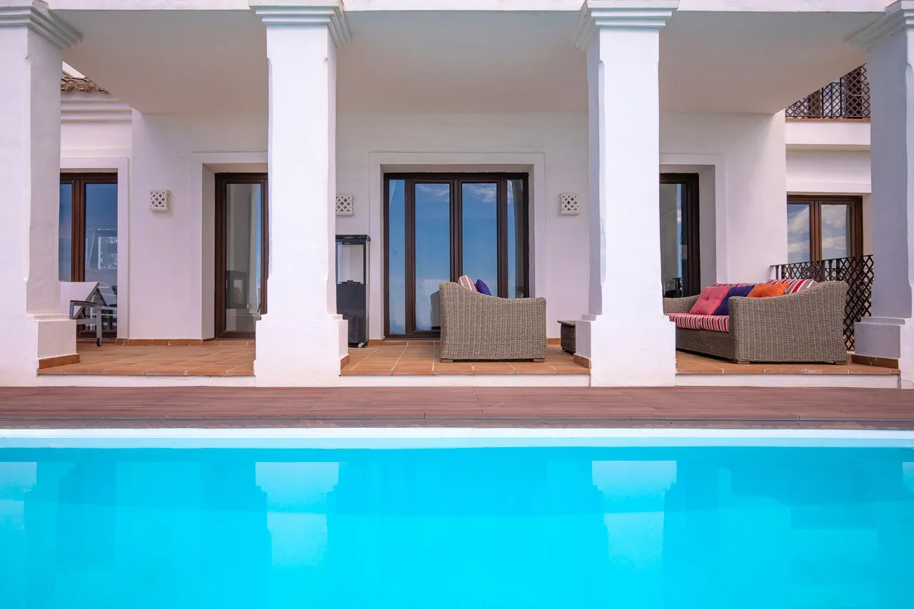Se vende villa de 5 dormitorios en Benahavis