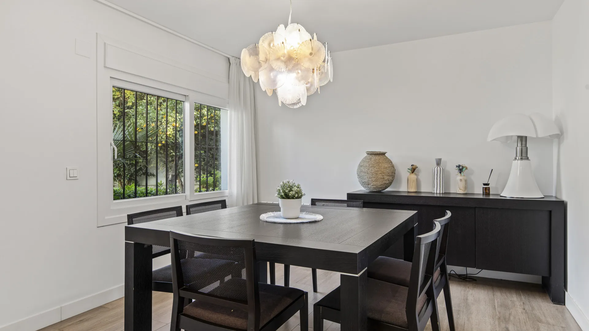 Comprar villa en Guadalmina Alta