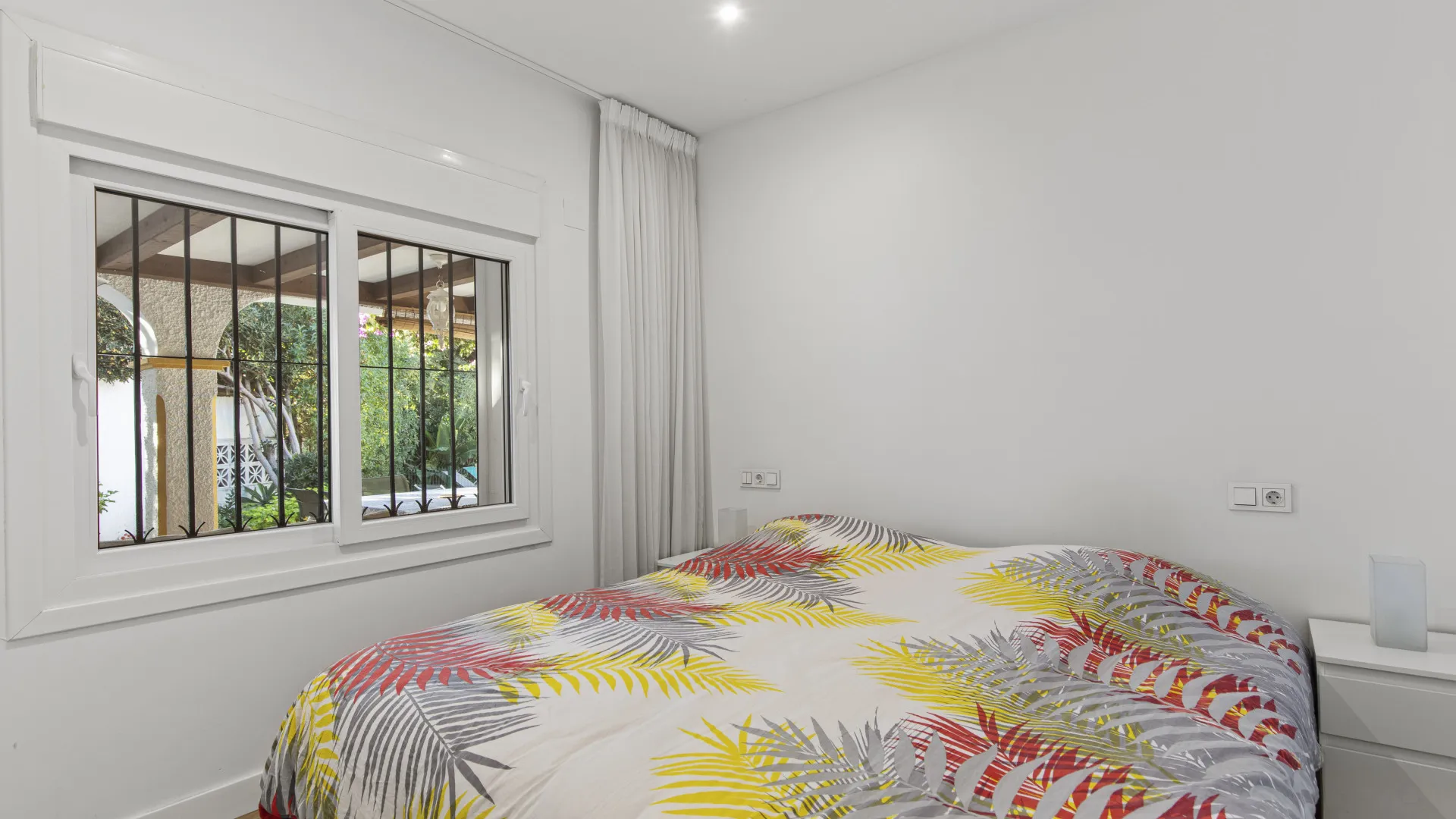 Comprar villa en Guadalmina Alta