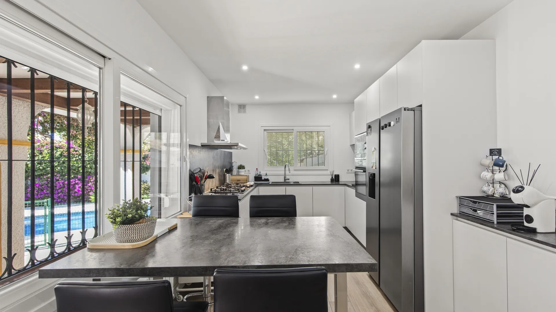 Comprar villa en Guadalmina Alta