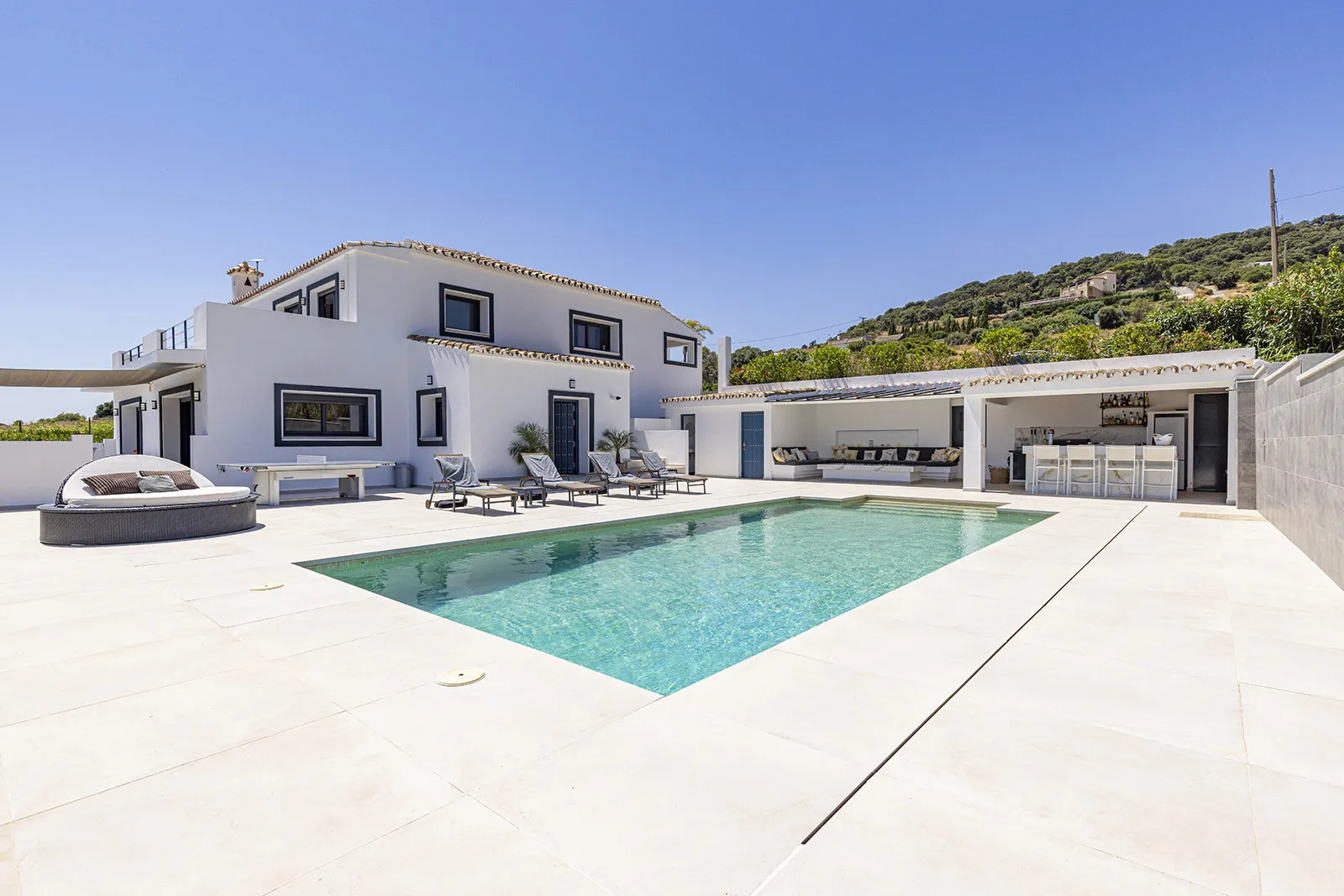 Casares villa for sale
