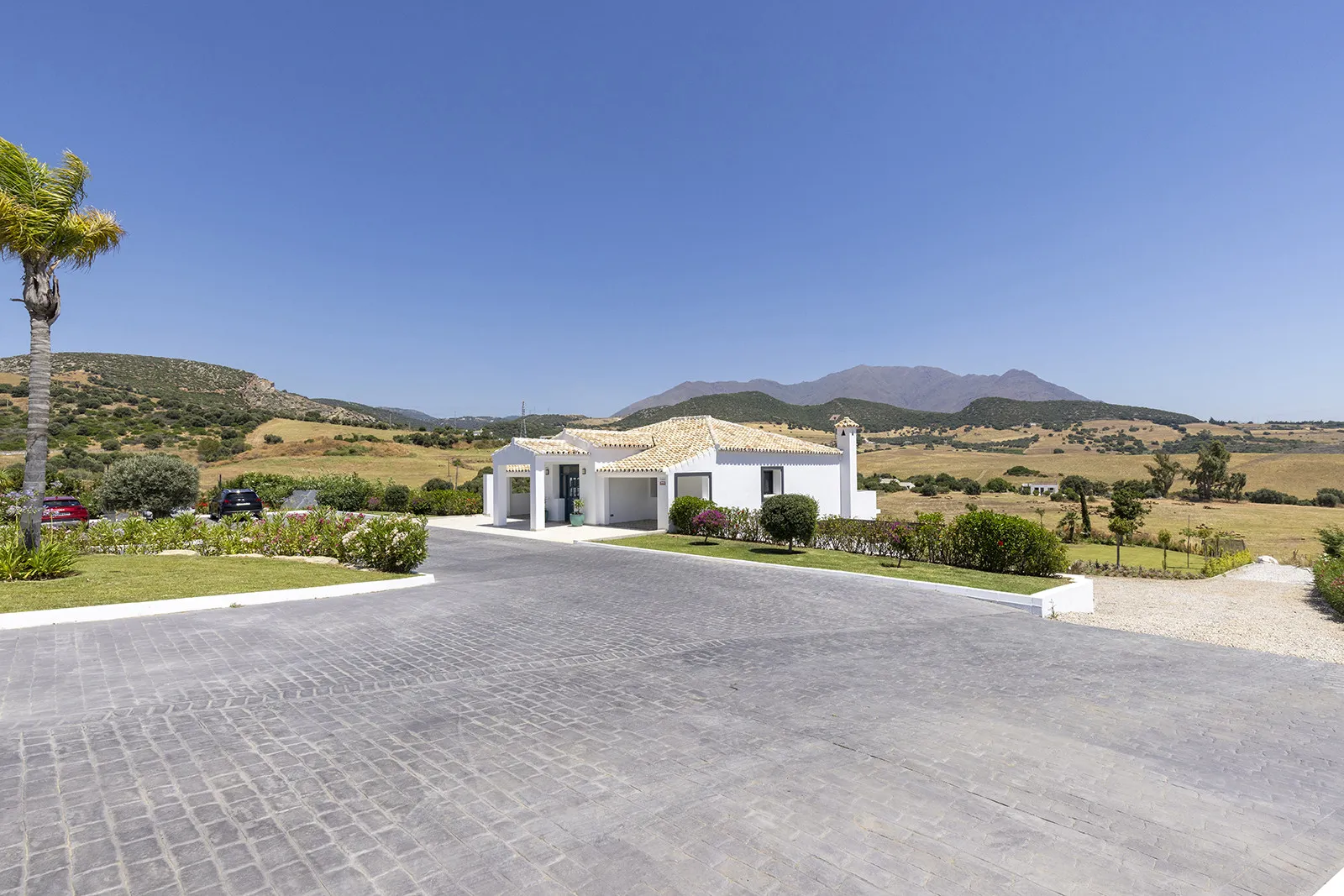 Casares villa for sale