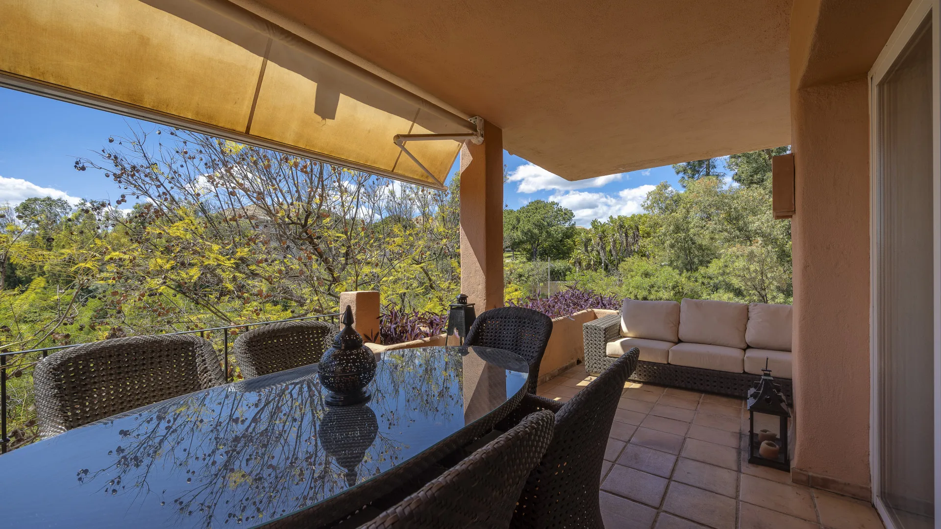 4 bedrooms Marbella Golden Mile apartment for sale