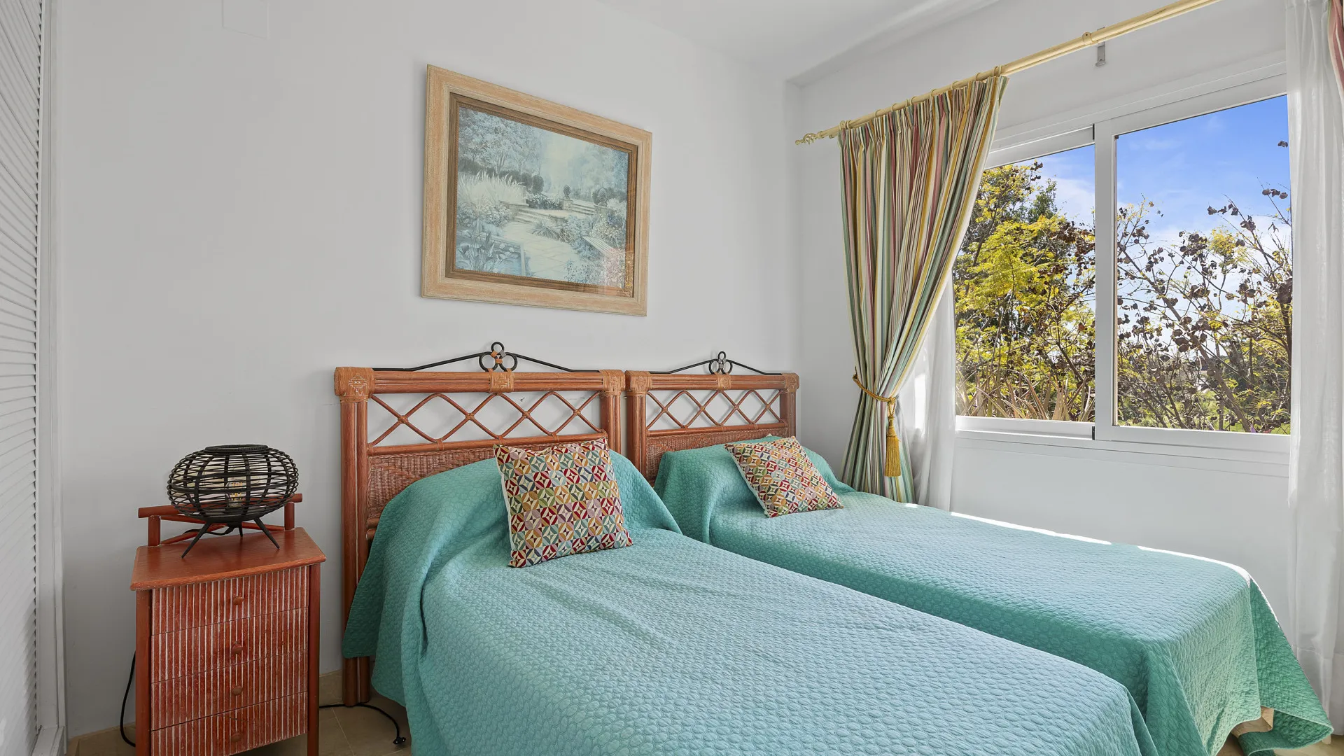 4 bedrooms Marbella Golden Mile apartment for sale