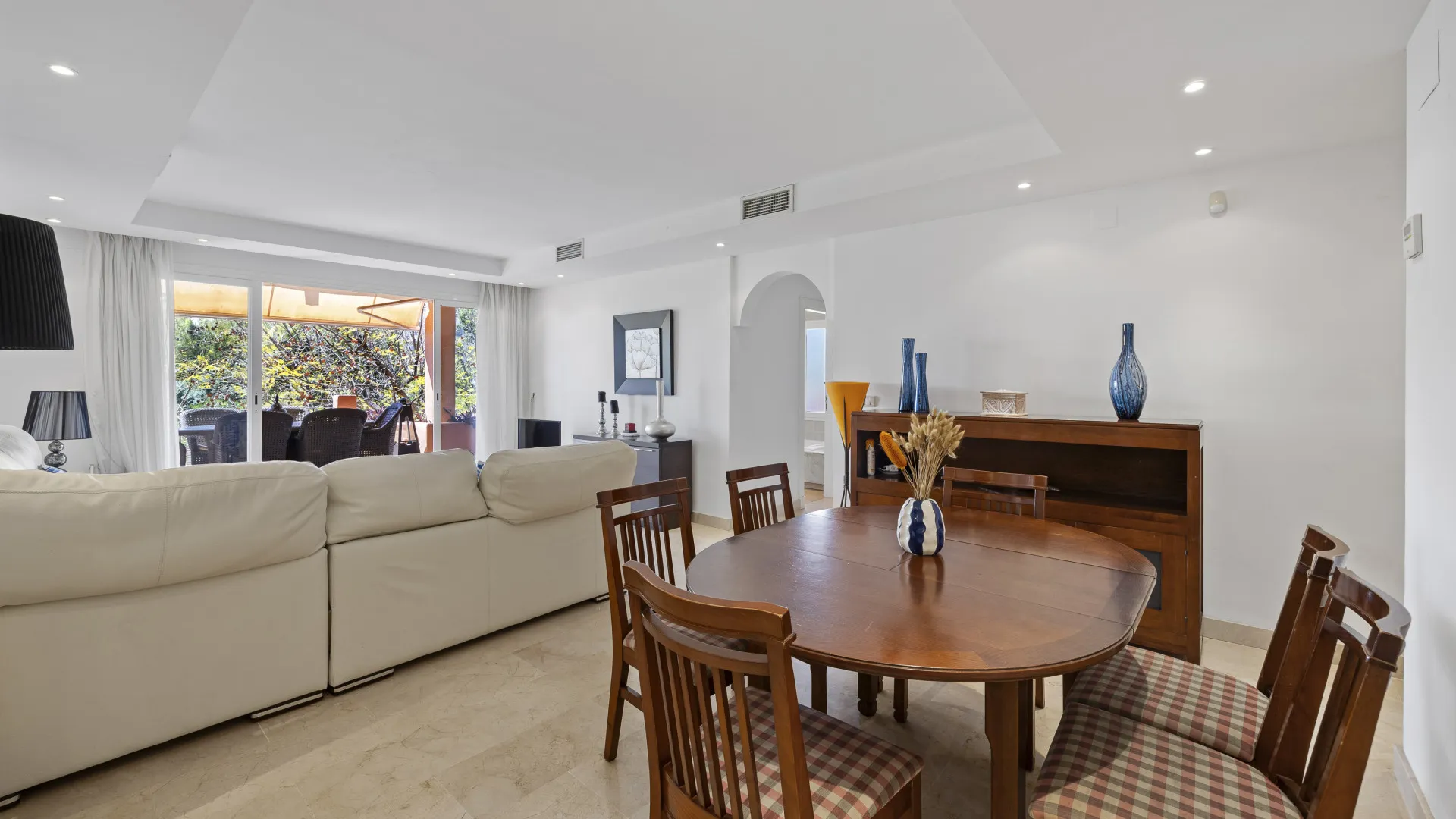 4 bedrooms Marbella Golden Mile apartment for sale
