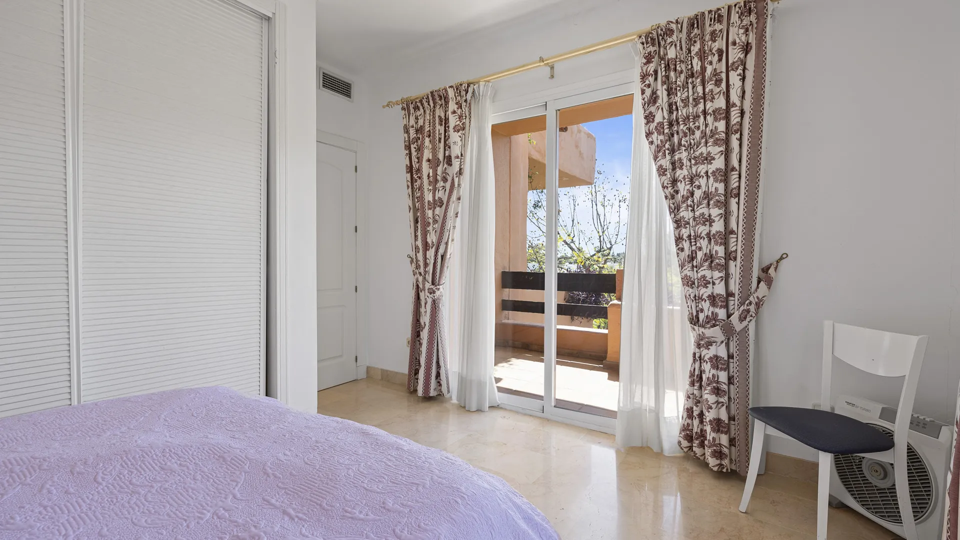 4 bedrooms Marbella Golden Mile apartment for sale