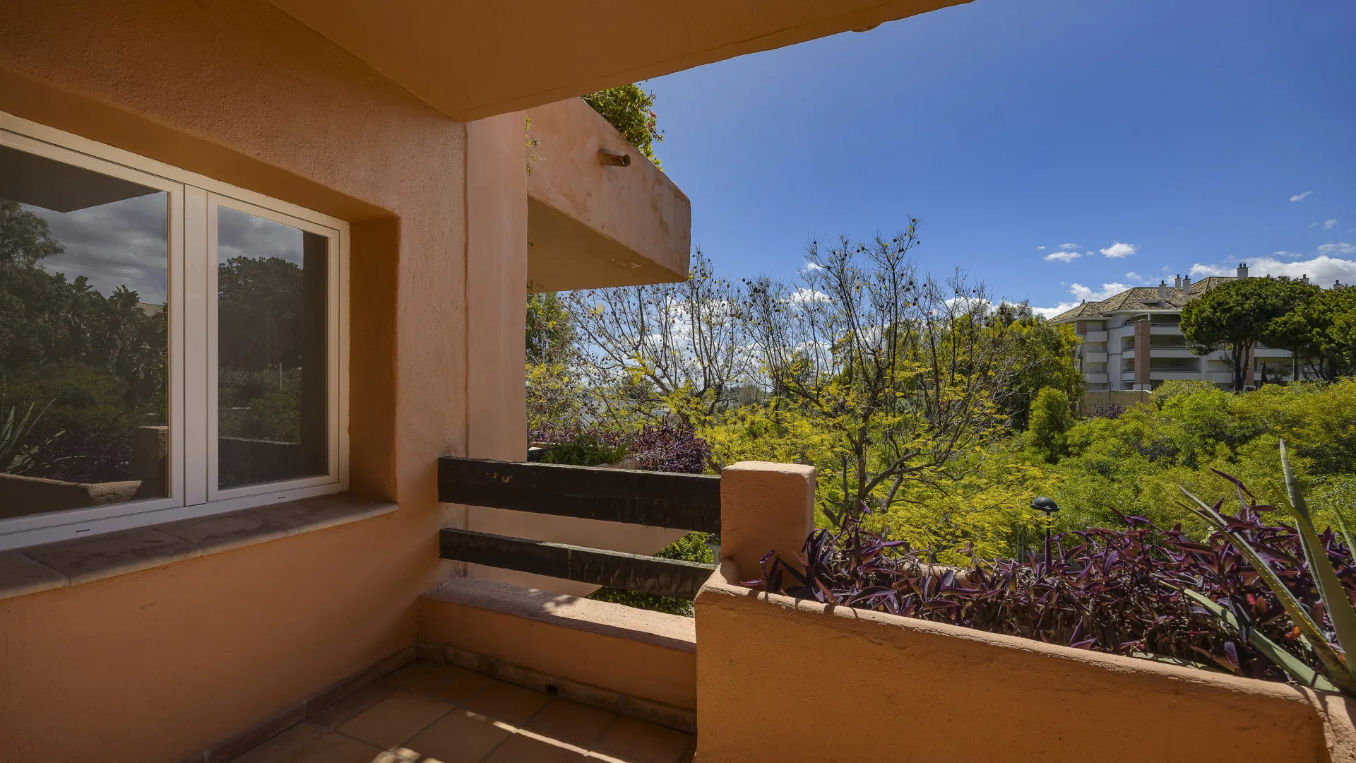 4 bedrooms Marbella Golden Mile apartment for sale