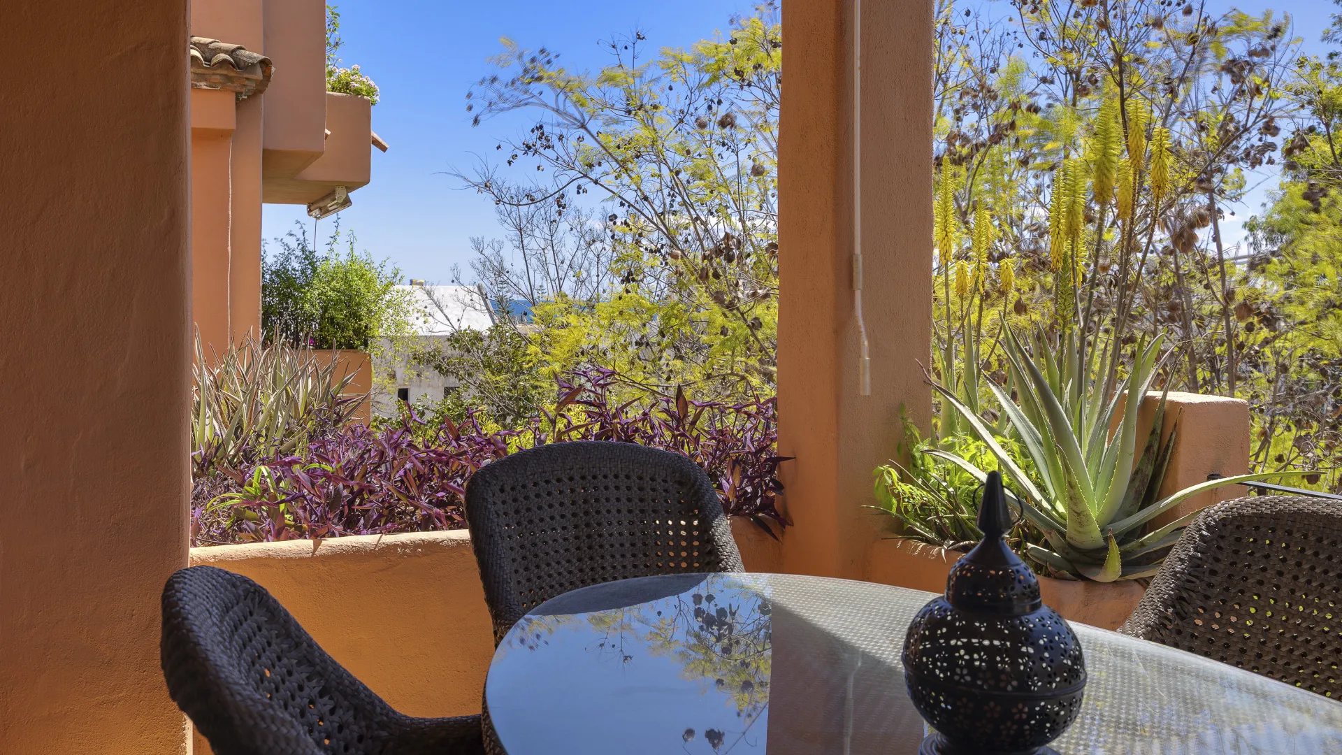 4 bedrooms Marbella Golden Mile apartment for sale
