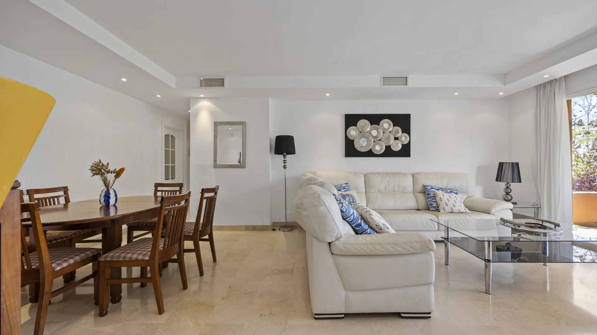 4 bedrooms Marbella Golden Mile apartment for sale