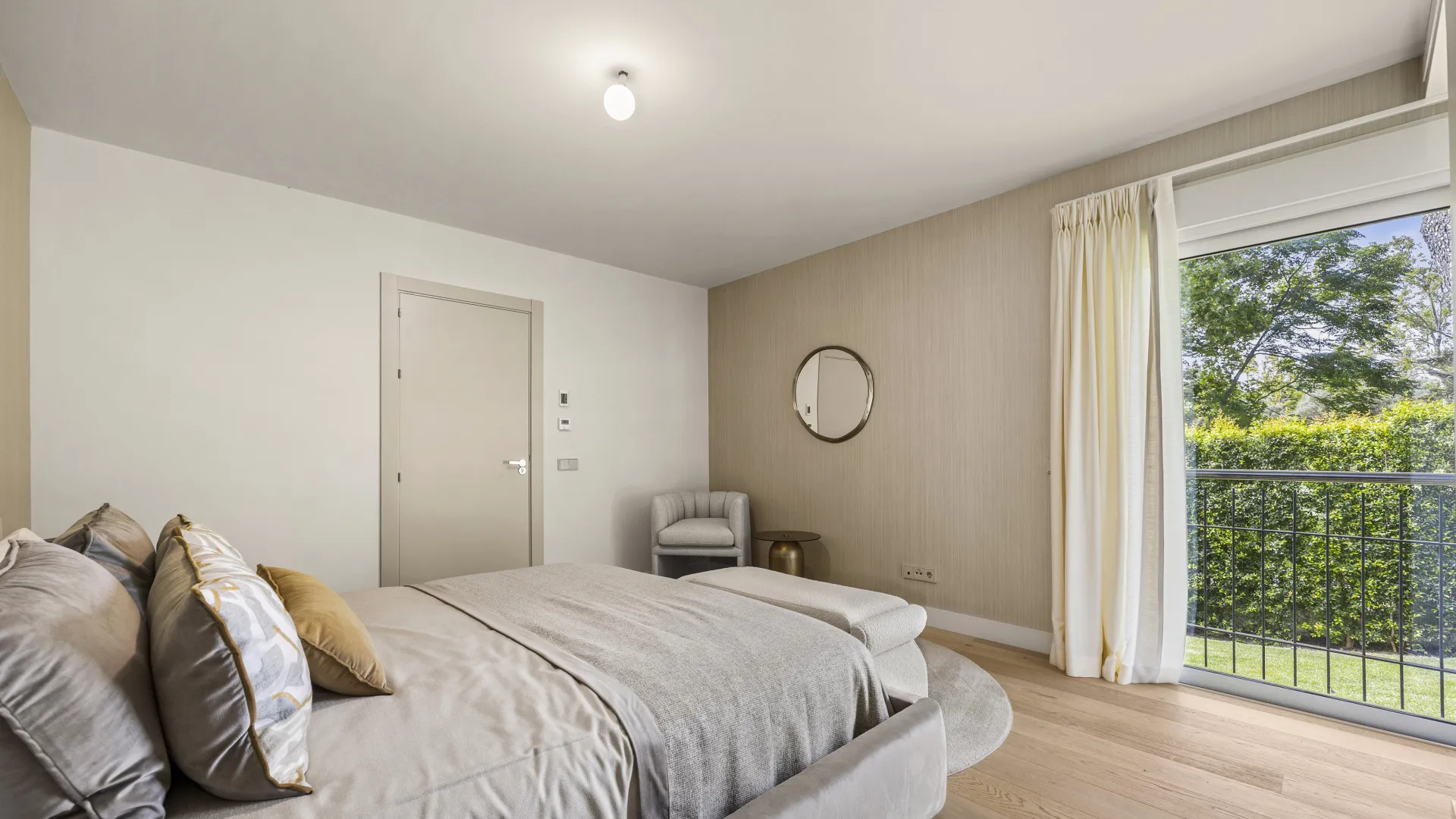 Comprar villa con 4 dormitorios en Guadalmina Alta