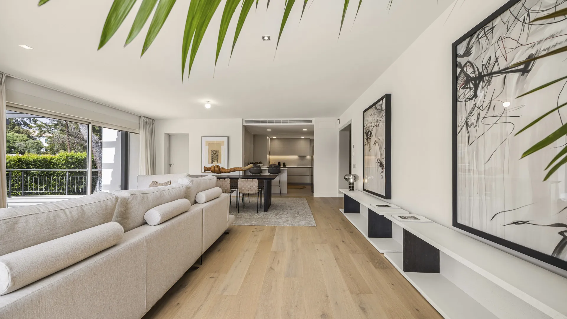 Comprar villa con 4 dormitorios en Guadalmina Alta
