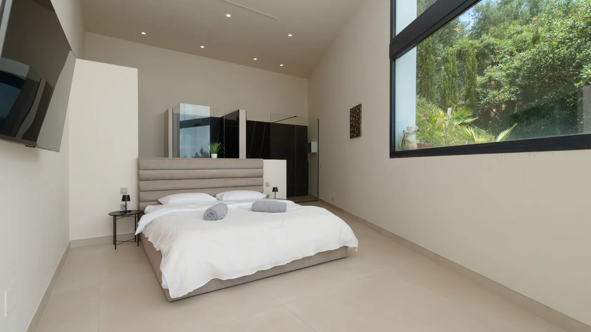 Se vende villa en Los Altos de los Monteros de 4 dormitorios