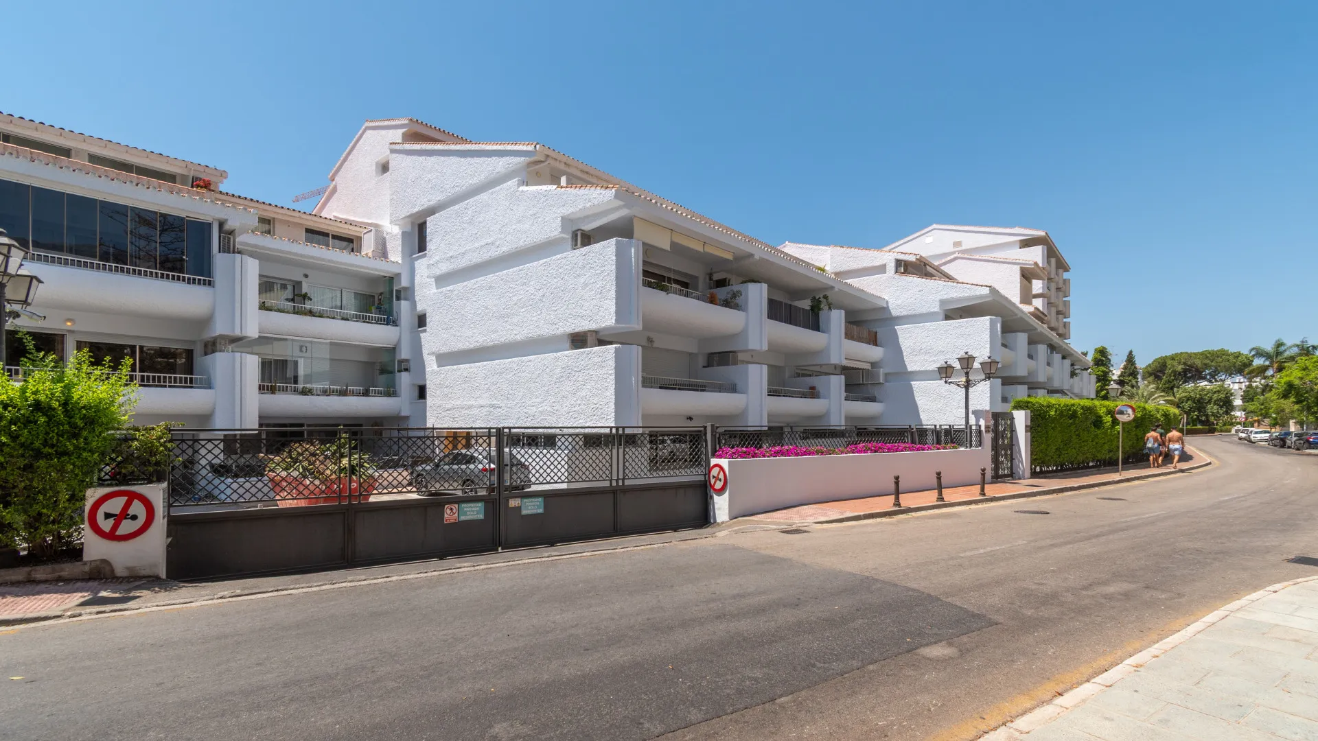 Jardines del Mar 1 bedroom apartment for sale