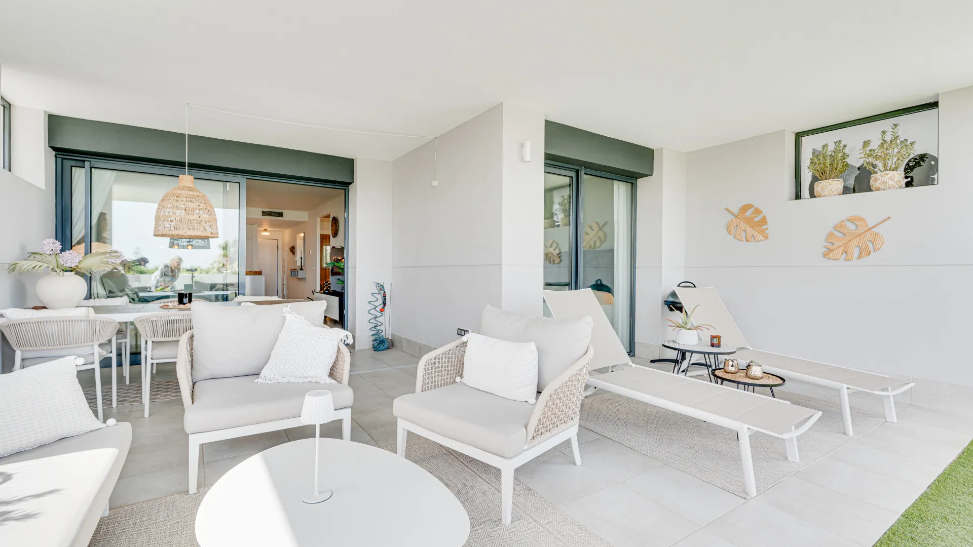 For sale Princesa Kristina 2 bedrooms ground floor apartment