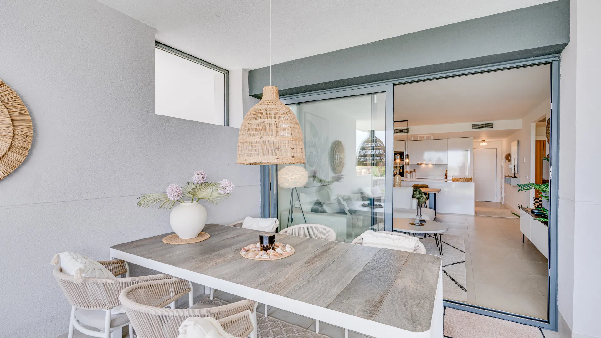 For sale Princesa Kristina 2 bedrooms ground floor apartment