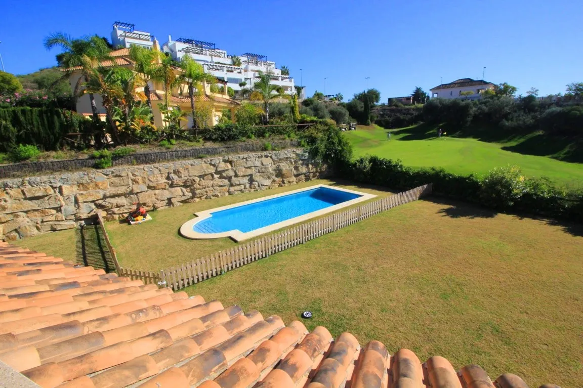Villa con 4 dormitorios en venta en Marbella Este